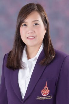 อาจารย์ ภัทรมุข  พงษธา หัวหน้างานวิเทศสัมพันธ์ อาจารย์ประจำสาขาวิชาการท่องเที่ยว  Miss. Pattaramook  Pongsata Head of International Affairs Lecturer in Tourism Department